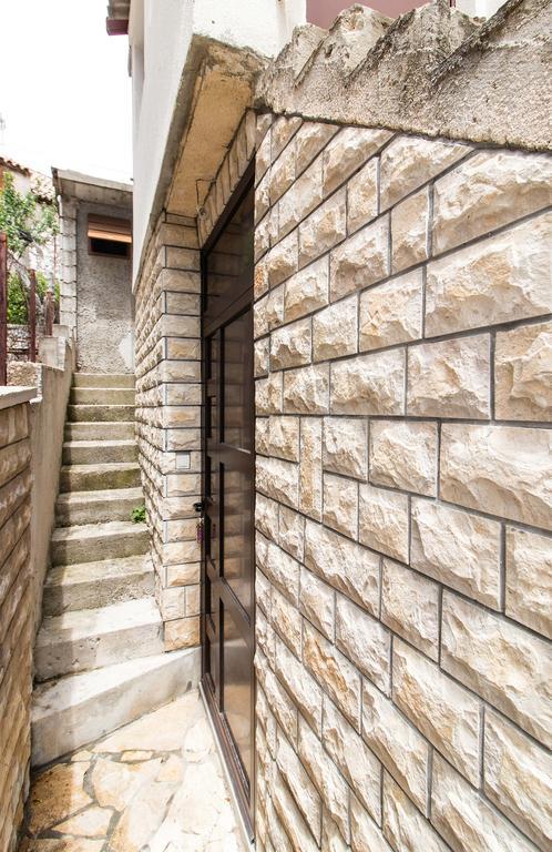 Apartment Peran Шибеник Екстер'єр фото